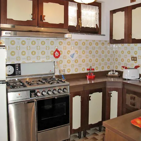 Locazione Turistica Casa Dora Appartement Stazzona